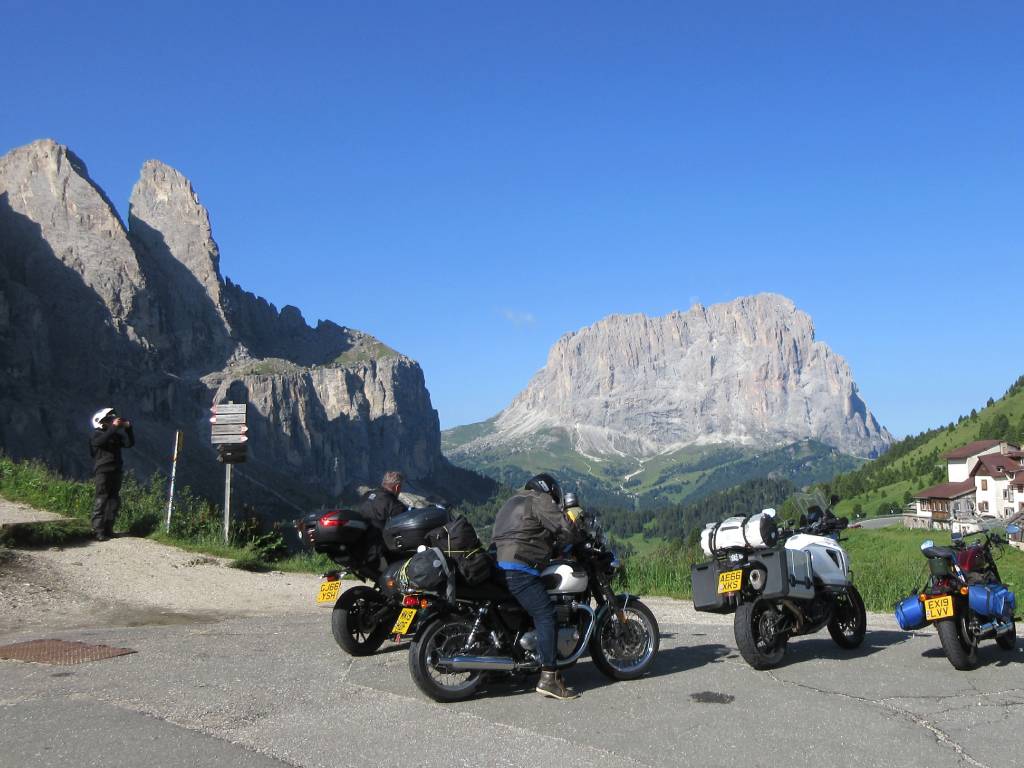 Italian and Swiss-Lakes self-guided-motorcycle-tour